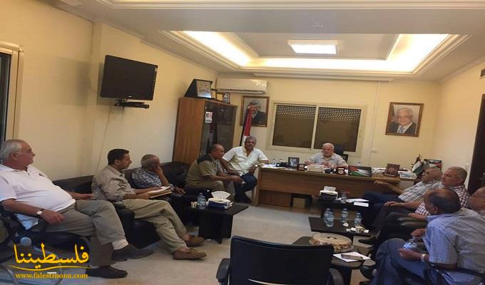 فصائل "م.ت.ف" تعقد اجتماعاً في السفارة الفلسطينية في بيروت
