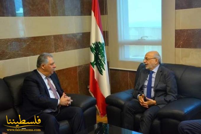 الوزير شهيب: أصدرنا قرارًا بمعاملة الطلاب الفلسطينيين كاللبنانيين في المدارس الرسمية