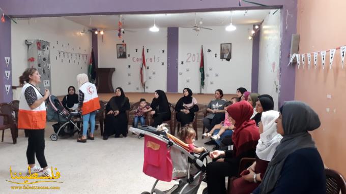 حركة "فتح" تنظم محاضرات توعية صحية في مخيم الرشيدية
