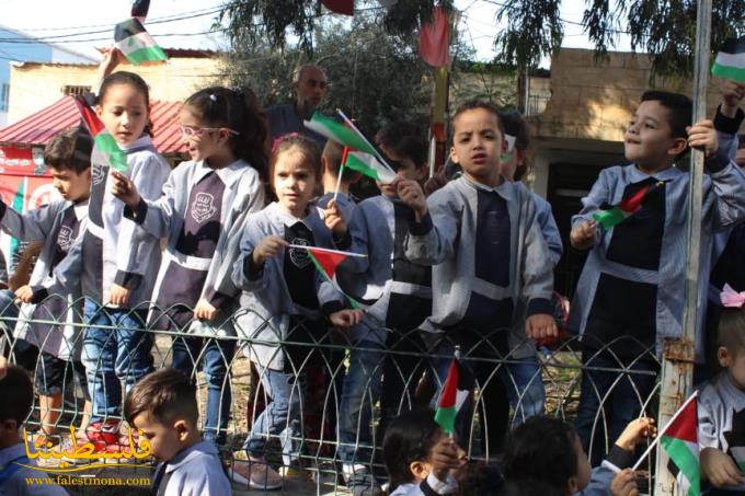 رياض الأطفال في مخيَّم عين الحلوة يحيون ذكرى استشهاد القائد الرَّمز ياسر عرفات