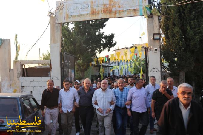 حركة "فتح" - شعبة المية ومية تُحيي ذكرى استشهاد ياسر عرفات بمسيرةٍ جماهيريةٍ حاشدةٍ
