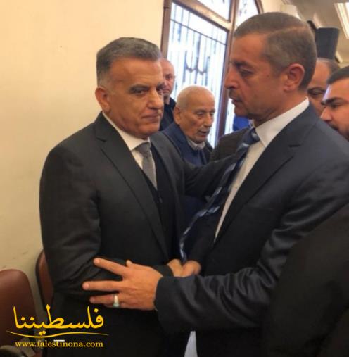 أكاليل باسم السفير دبور وقيادة حركة "فتح" – الساحة اللبنانية خلال التعزية بشقيق اللواء إبراهيم