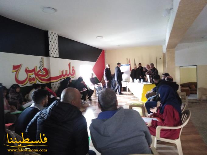 حركة "فتح" تفتتح دورة تثقيفٍ سياسيٍّ في مخيّم البرج الشمالي