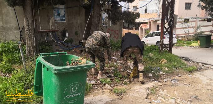قوّات "الأمن الوطني" تُنفِّذ حملةَ تنظيفٍ وتعقيمٍ في عددٍ من أحياء عين الحلوة