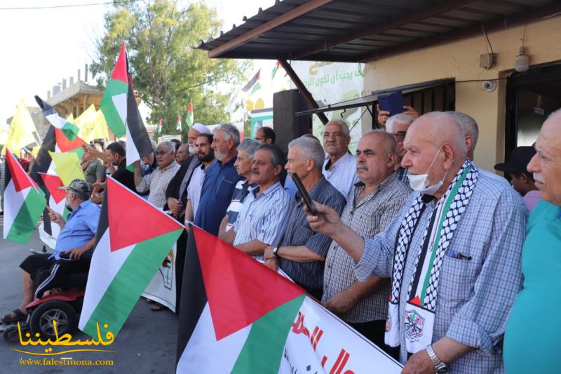 وقفةٌ تضامنيةٌ حاشدةٌ لإتحاد نقابات عمّال فلسطين في صور دعماً للقيادة الوطنية ورفضاً لقرار الضم وتمسكاً بوكالة الأونروا