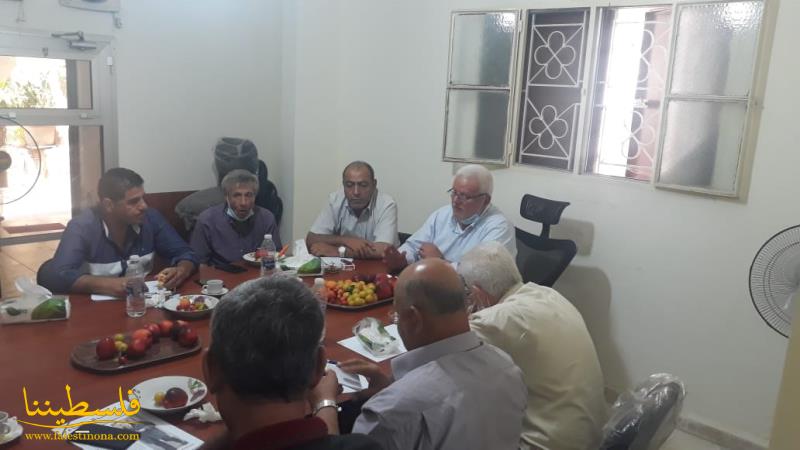 أبو العردات يبحث المستجدات السياسية مع لجنة العلاقات في إقليم لبنان