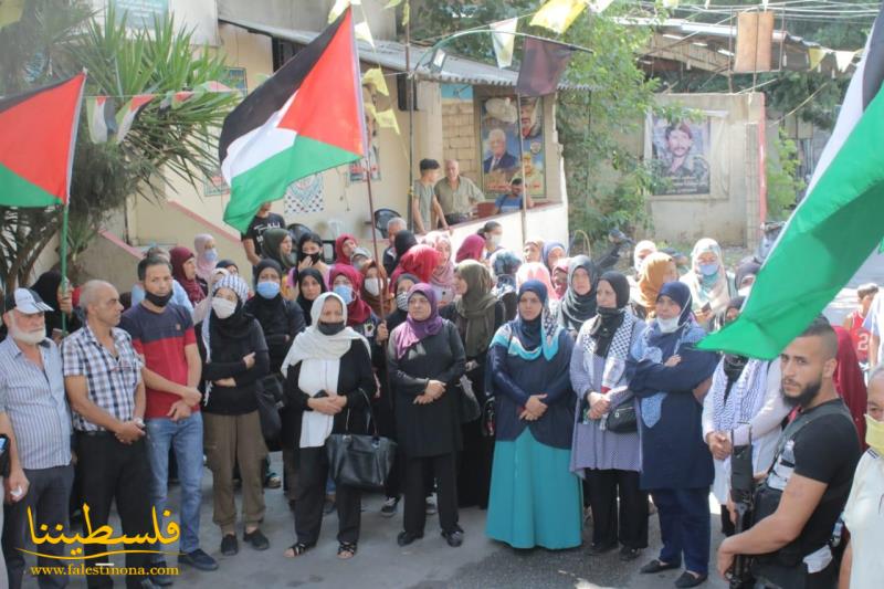 (تحت المقال - 7) - اعتصامٌ جماهيريٌّ في مخيّم عين الحلوة رفضًا واستنكارًا للتطبيع العربي مع الاحتلال الإسرائيلي