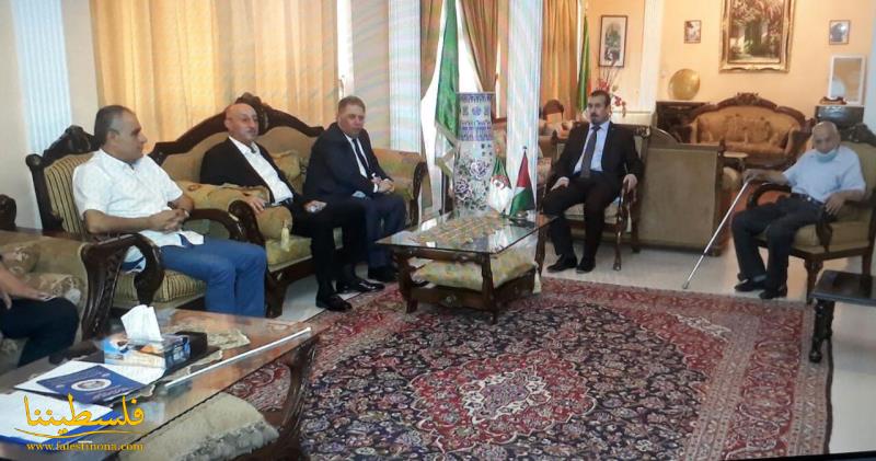 السَّفير دبور يزور سفير الجزائر مثمناً مواقف الرئيس تبون
