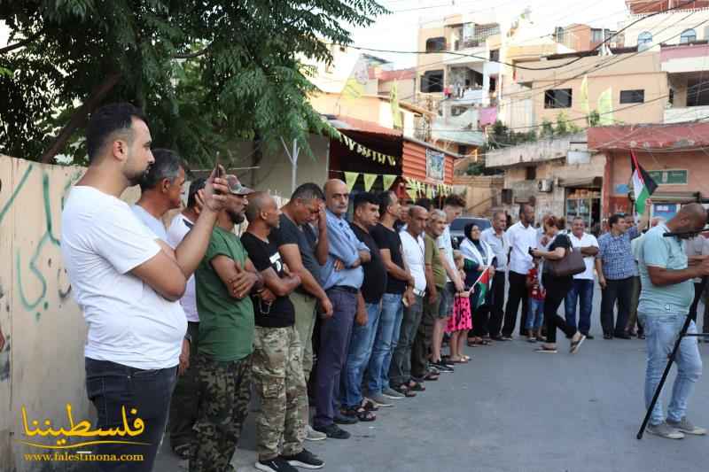 (تحت المقال - 4) - فصائل العمل الوطني الفلسطيني واللَّجنة الشَّعبية والأهلية تُنظّم وقفةً تضامنيةً في الرشيدية دعمًا لصمود أهلنا في القدس