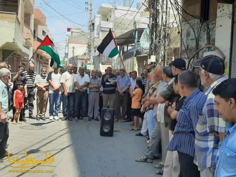 اعتصام جماهيري في مخيّم البرج الشمالي رفضًا لتقصير "الأونروا" بحق شعبنا