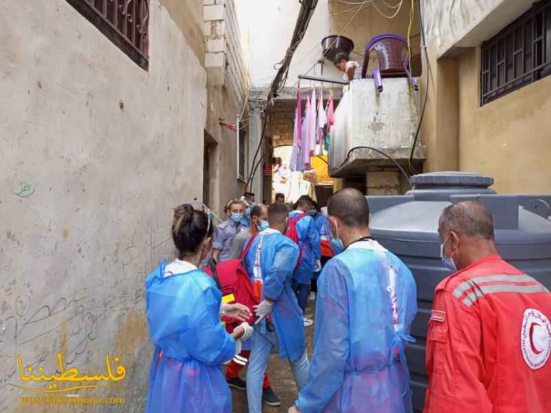 فريق مكافحة "كورونا" التابع لمستشفى  الهمشري يجري فحوصات (PCR) للمخالطين في مخيمات الجنوب