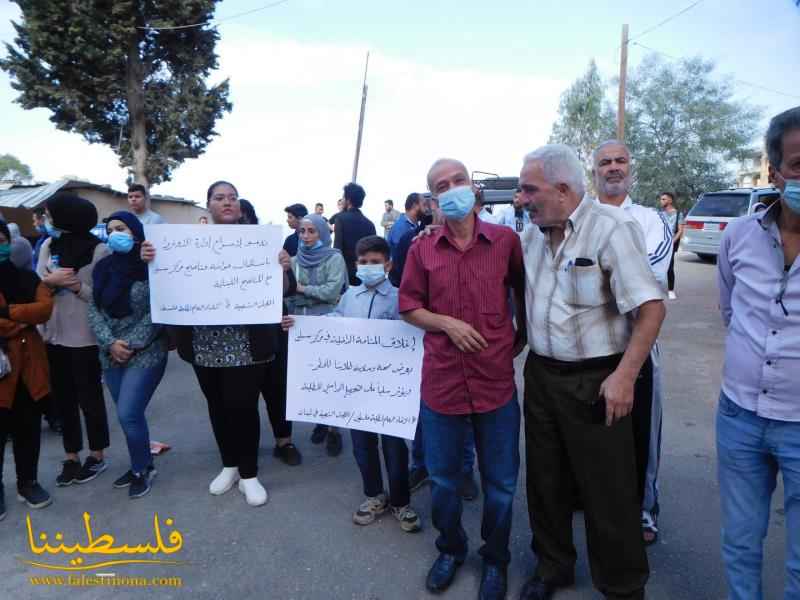 اعتصامٌ حاشدٌ للجان الشعبية والاتحاد العام لطلبة فلسطين في مركز تدريب سبلين للمطالبة بإعادة افتتاح المنامة