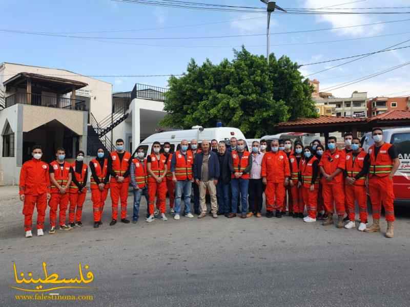 وحدة الإسعاف والطوارئ في مستشفى الهمشري تنفّذ يومًا طبّيًّا في تجمُّع الشبريحا في الذكرى الـ١٧ لاستشهاد الرئيس الرمز ياسر عرفات