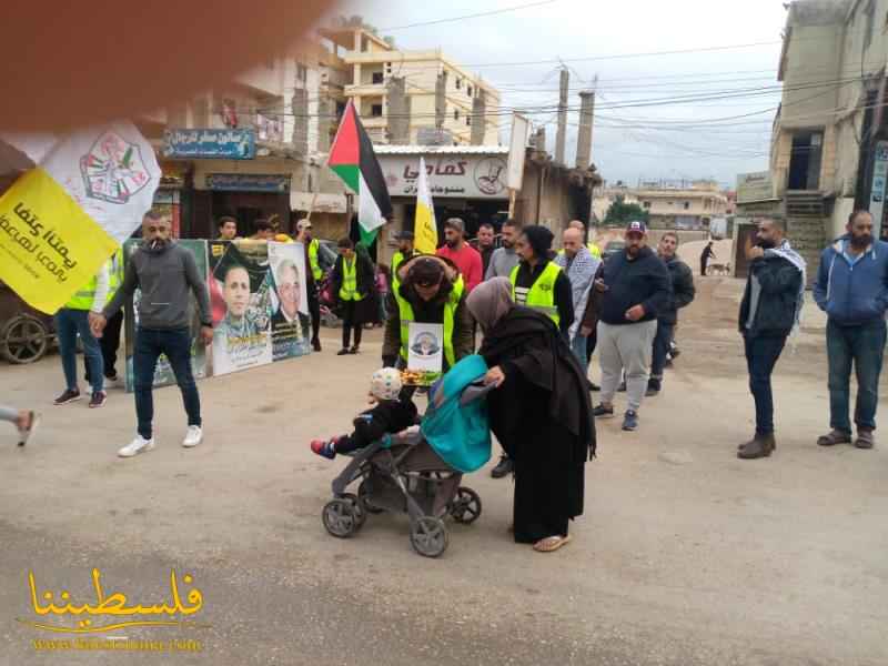 حراك الياسر الفلسطيني يقيم حواجز محبّة في مخيّم نهر البارد ابتهاجًا بتحرير الأسير البطل محمد ربيع خليفة