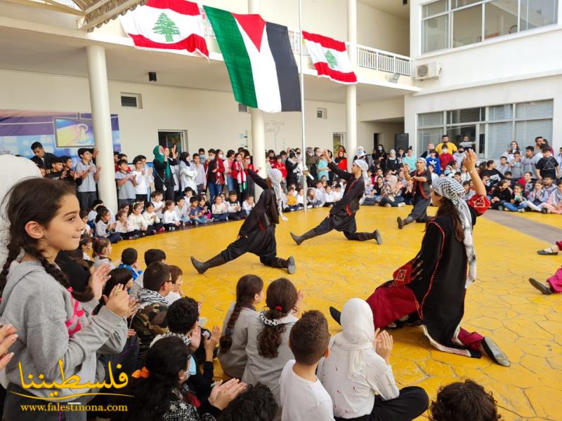 فرقة الكوفية تُحيي يوم التَّضامن مع الشَّعب الفلسطيني في مدرسة دوحة المقاصد في صيدا