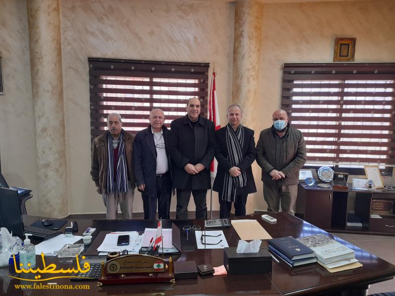 "فتح" والديمقراطية تلتقي رئيس بلدية سعدنايل