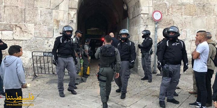 الاحتلال يعتقل فتى من راس العامود في القدس