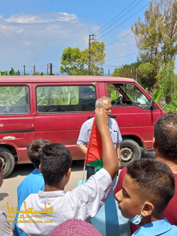 (تحت المقال - 7) - اللجنة الشعبية لتجمُّعات أبو الأسود تنظّم اعتصامًا تمسكًا باستمرار عمل "الأونروا" ورفضًا لنقل صلاحياتها