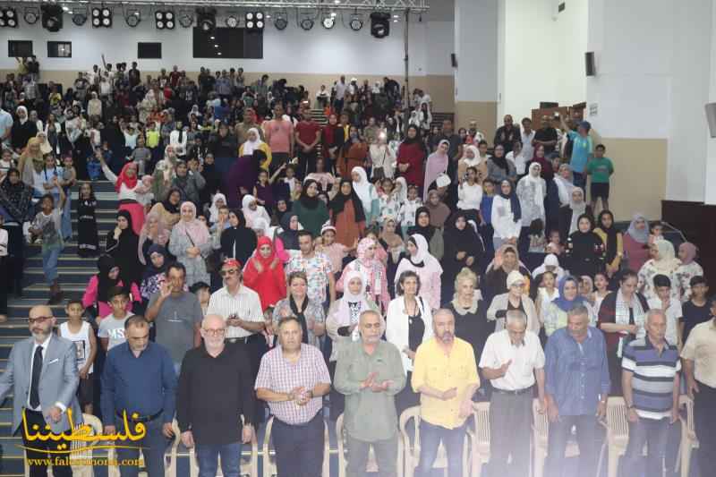 (تحت المقال - 16) - حفل فني مركزي لسفيرة المخيمات الفلسطينية فرقة "سراج العودة"