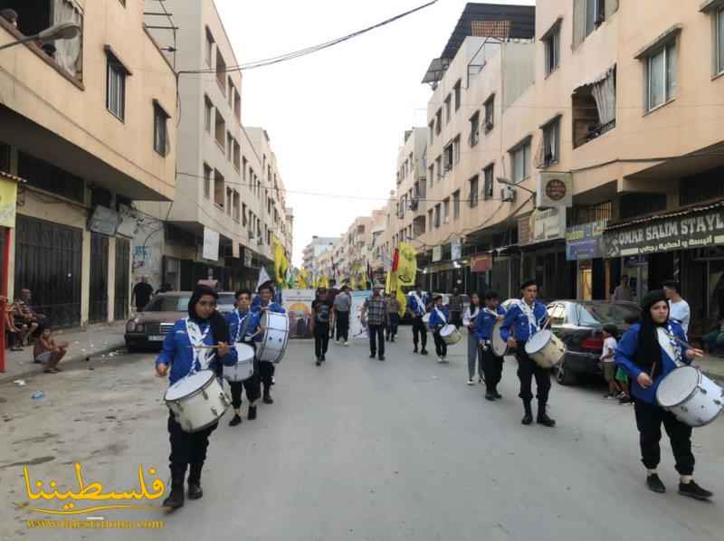 (تحت المقال - 5) - مسيرةٌ جماهيريةٌ حاشدةٌ تجوب شوارع نهر البارد دعمًا لرمز الشرعية الوطنية الرئيس محمود عبّاس