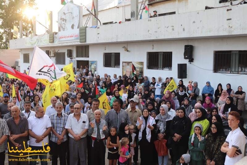 (تحت المقال - 10) - جماهيرٌ غفيرةٌ من أبناء شعبنا يحتشدون في مخيَّم الرشيديَّة دعماً واسنادًا للسَّيد الرَّئيس