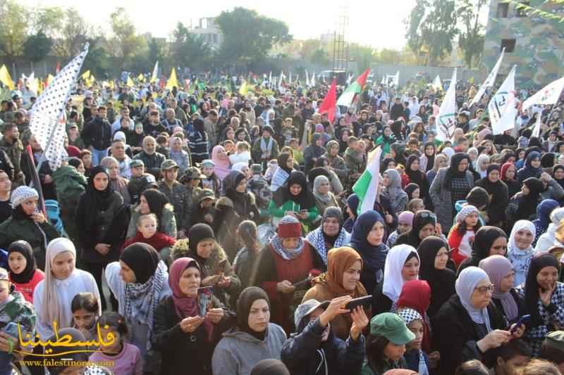 "فتح" تُحيي ذكرى انطلاقتها وتُوقد شعلتَها الـ٥٨ بمعسكر الشهيد ياسر عرفات في مخيّم الرشيدية