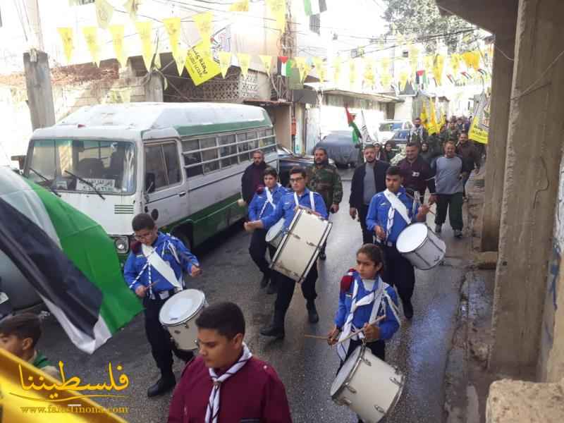 قيادة "فتح" و"م.ت.ف" في منطقة صيدا تُكلّل أضرحة الشهداء في الميّة وميّة بالورد إحياءً ليوم الشهيد الفلسطيني