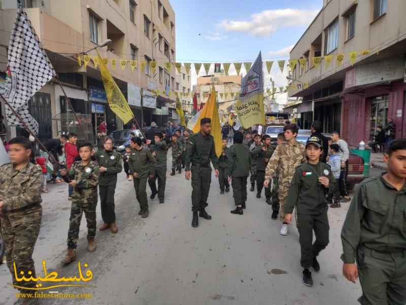 حركة "فتح" في نهر البارد تُحيي يوم الشهيد بمسيرة أكاليل جماهيرية