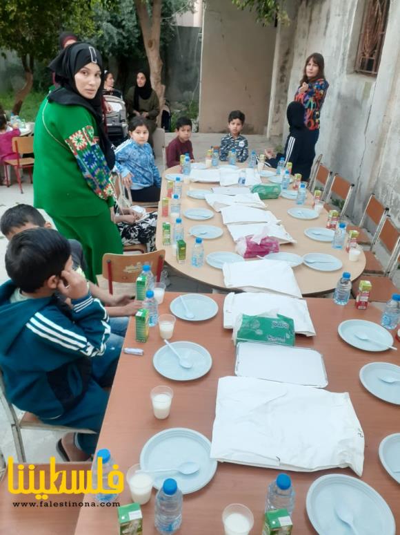 (تحت المقال - 3) - نادي بيسان يقيم إفطاراً رمضانياً للأطفال في مخيم الرشيدية