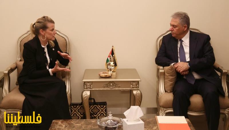 السفير دبور يستقبل رئيسة بعثة اللجنة الدولية للصليب الأحمر الدولي في لبنان