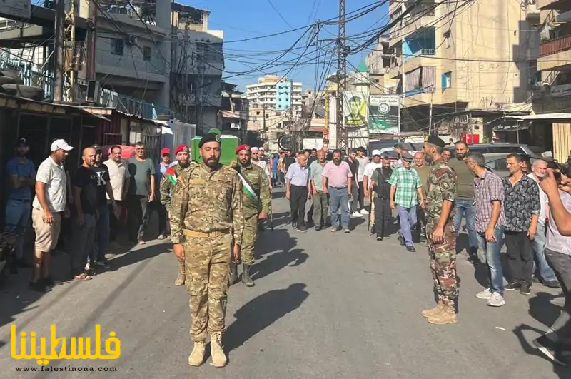 موكبٌ جنائزيٌّ مهيبٌ في وداع الشهيد سعيد علي حديري "أبو أيمن" في مخيّم البداوي