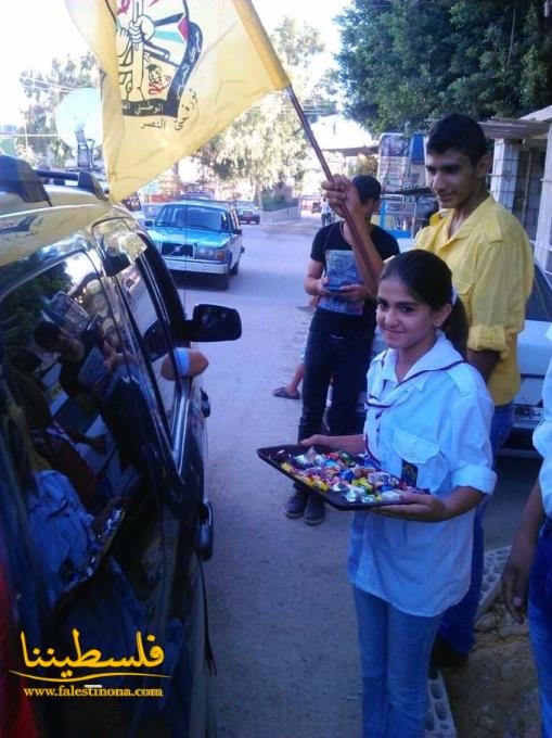 (تحت المقال - 2) - صبيحة العيد.. الكشاف الفلسطيني يزرع جوًا من البهجة في عين الحلوة