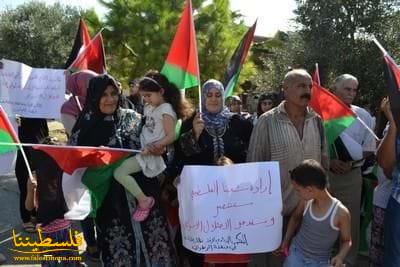 اتحاد نقابات عمال فلسطين يعتصم في الزهراني استنكاراً للمجازر الصهيونية بحق أبناء شعبنا