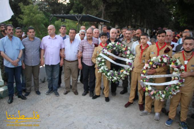 (تحت المقال - 7) - فصائل منظمة التحرير الفلسطينية تنظم مسيرةً في مخيم عين الحلوة وتكلل أضرحة الشهداء