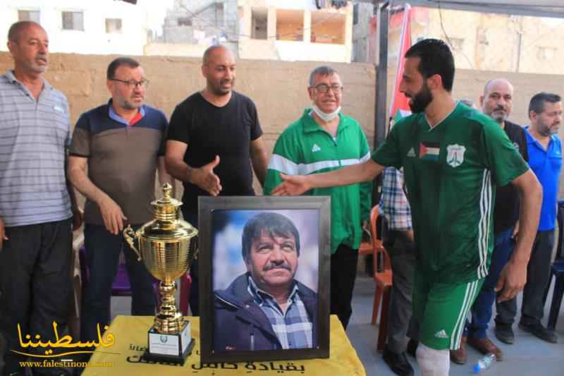 (تحت المقال - 26) - الأنصار - عين الحلوة بطل كأس المرحوم الحاج حسني بركات الجشي لكرة القدم