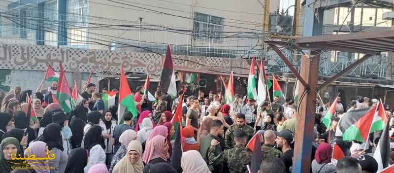 (تحت المقال - 2) - وقفةٌ استنكاريةٌ ومسيرةٌ جماهيريةٌ في مخيّم البداوي تنديدًا بمسيرة الأعلام الاستفزازية في القدس