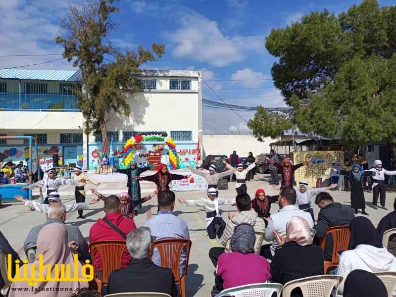 (تحت المقال - 1) - فرقة سراج العودة تُحيي حفلاً تكريميًا للطلاب المتفوقين في مدرسة فلسطين