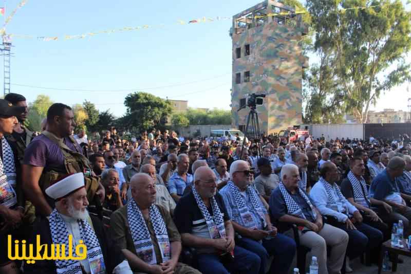 حركة "فتح" وقوات الأمن الوطني في لبنان تؤبِّن الشهداء العرموشي وفندي وعمر محمد في مخيم الرشيدية