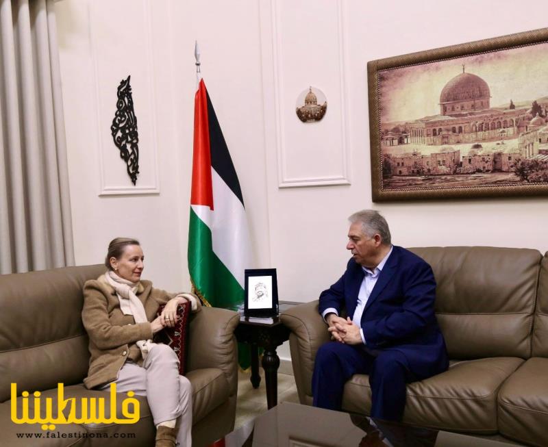 السفير دبور يلتقي مدير شؤون وكالة الأونروا في لبنان