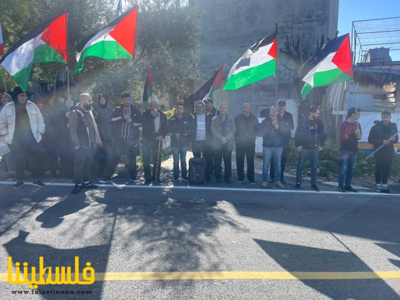 (تحت المقال - 1) - اللِّجان الشَّعبية واتحاد العمال الفلسطيني ينظِّمان وقفاتً تضامنيةً مع شعبنا وتمسكًا بوكالة الأونروا