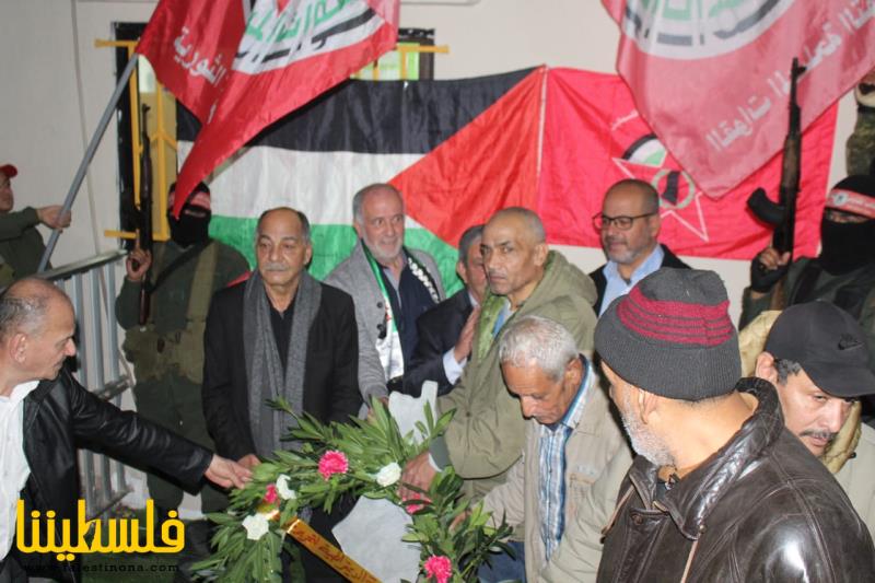 "فتح" في صور تشارك الجبهة الديمقراطية ذكرى انطلاقتها في مخيم البرج الشمال