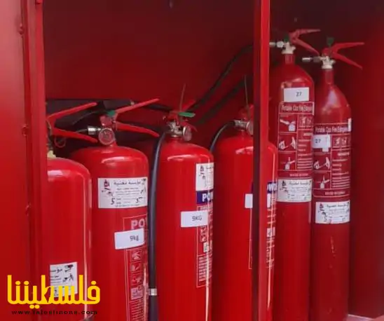 اللجنة الشعبية تدشن بالتعاون مع الدفاع المدني مشروع تركيب الطفايات في عين الحلوة