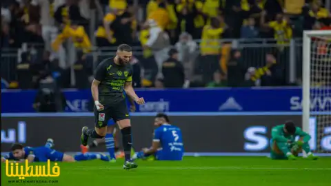 الاتحاد يطيح بالهلال ويبلغ نصف نهائي كأس ملك...